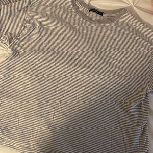 Brandy Melville tshirt